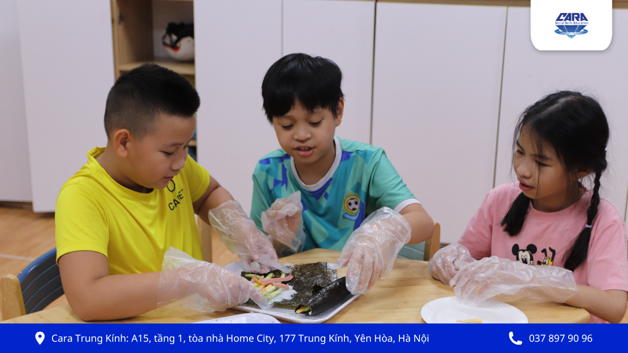 trại hè nội trú có giúp trẻ tự lập không