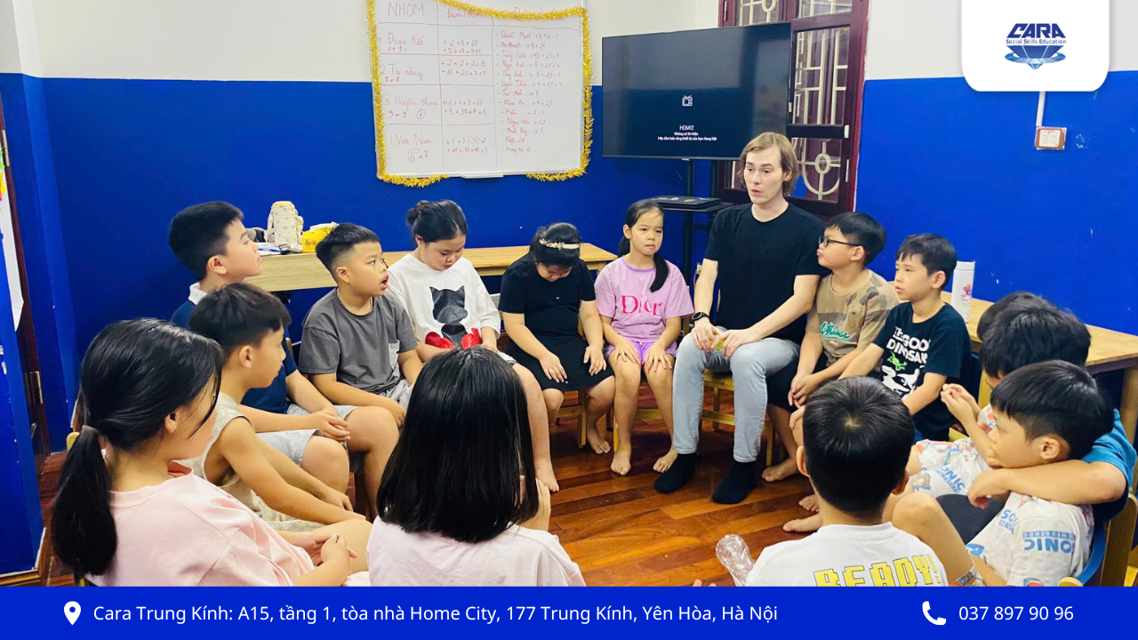 trẻ hiếu động có nên học trại hè nội trú