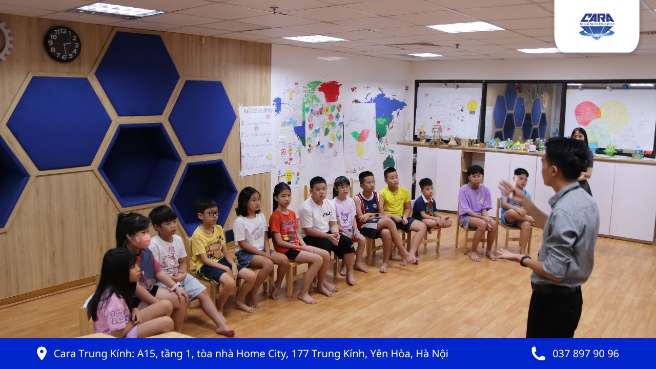trẻ hướng nội nên học trại hè nào