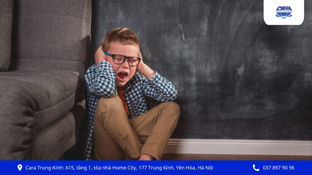 trẻ xử lý tình huống nguy hiểm ra sao